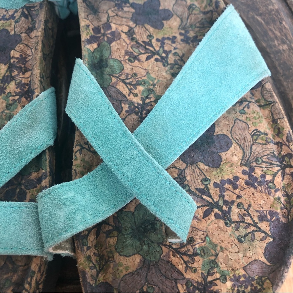 Muk Luks Estelle Sandal in Jade | Sz 10 - Picture 5 of 12
